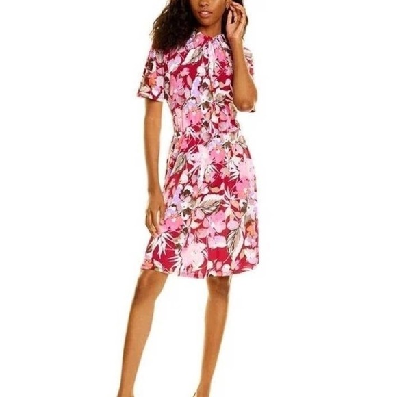 MAGGY LONDON POLY DRESS SHORT SLEEVE PINK FLORAL 14W - Picture 1 of 11